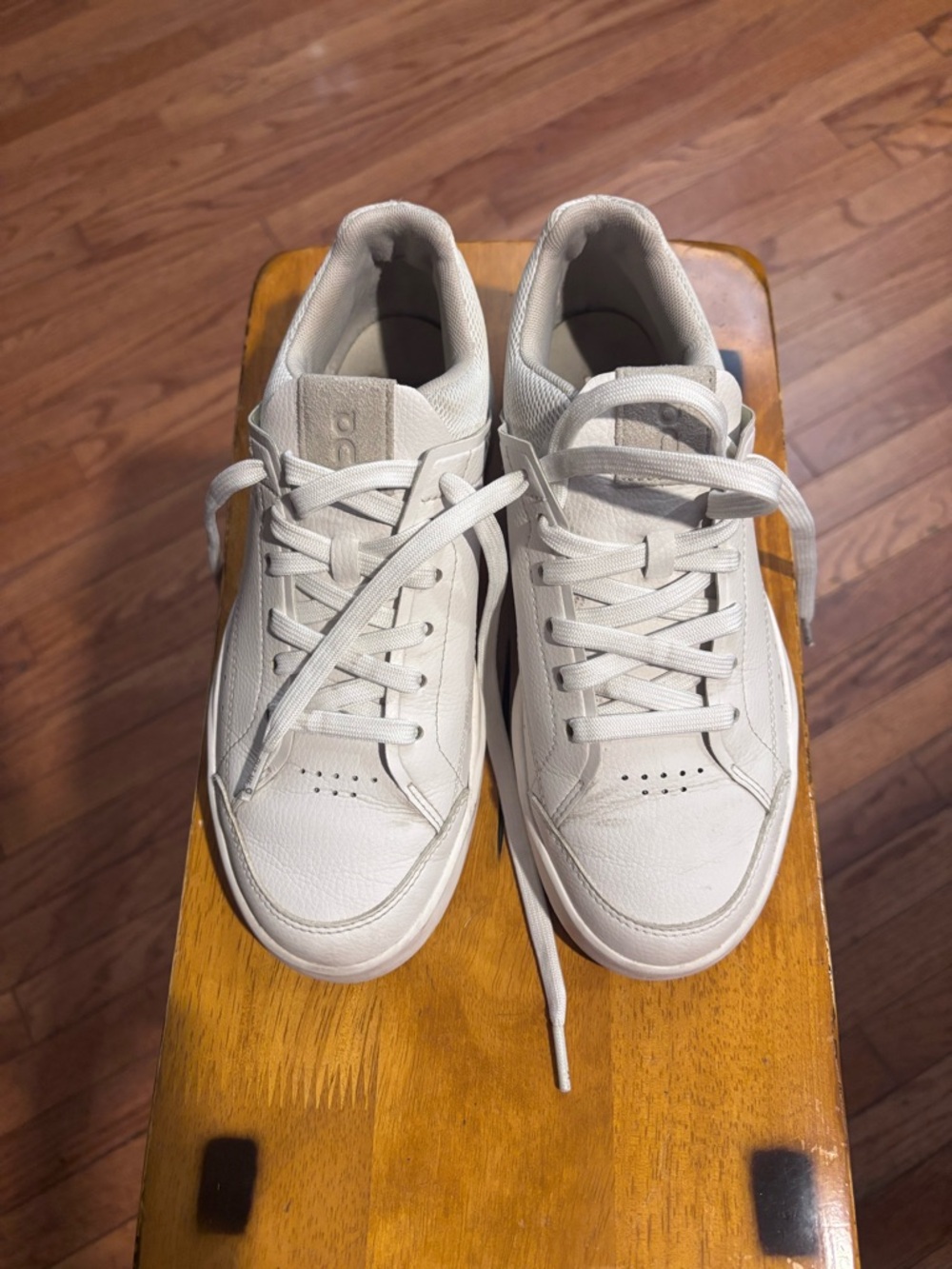 Women’s On Cloud Roger Off-White Leather Sneakers